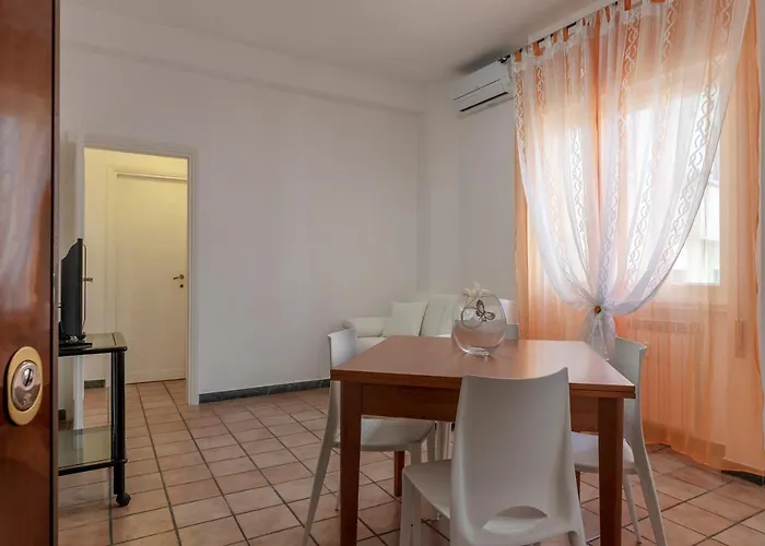 Guesthost - San Giovanni In Laterano Cozy And Quiet Flat * Roma